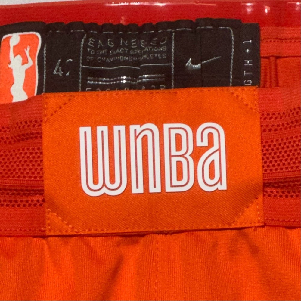 Authentic WNBA Connecticut Sun Nike Aeroswift Game Shorts XXL/42 Length +1 - Picture 6 of 9
